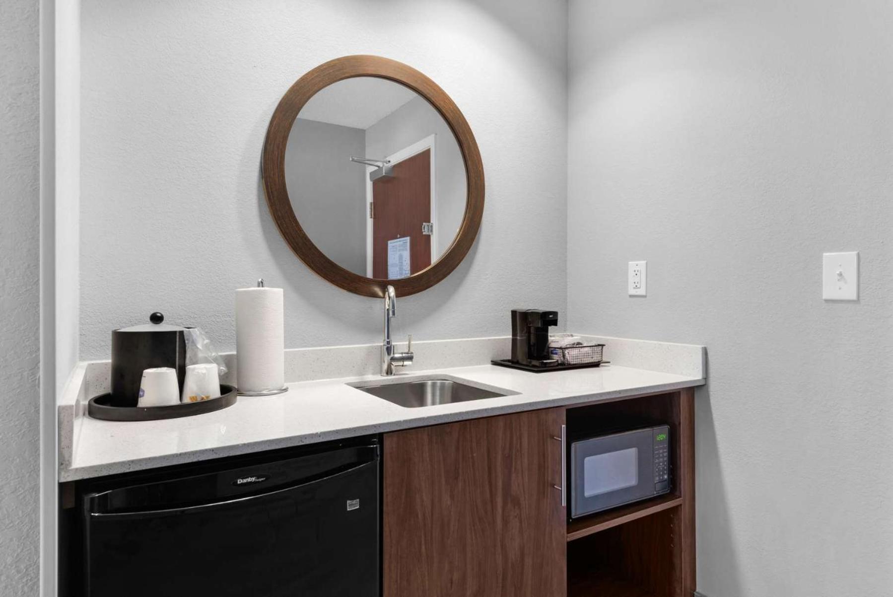 Hotel Hampton & Pensacola I-10 N At Town Plaza