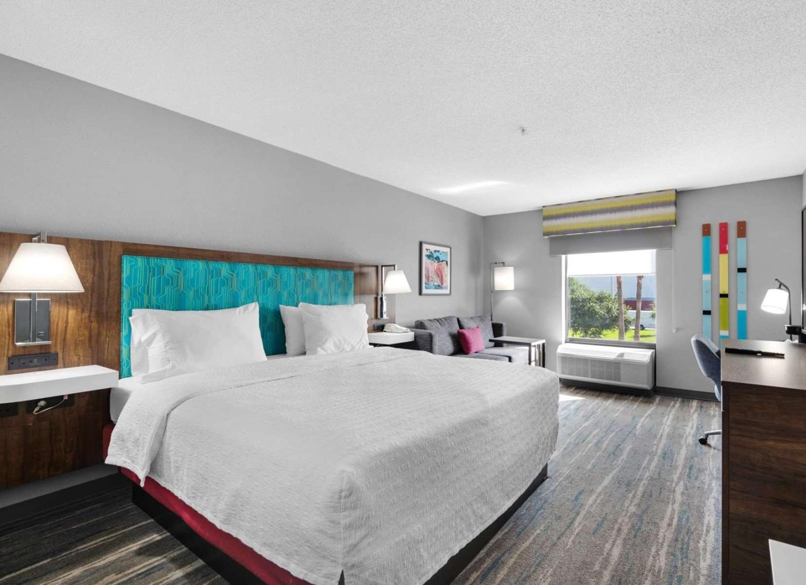 Hampton & Pensacola I-10 N At Town Plaza 3* Ferry Pass