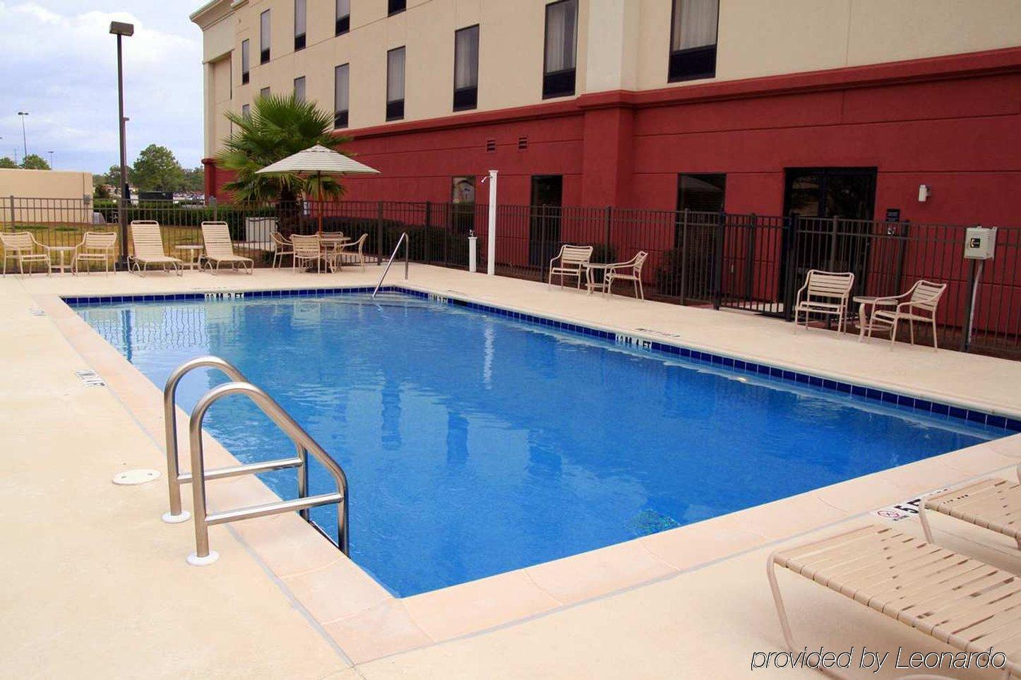 Hampton & Pensacola I-10 N At Town Plaza Hotel